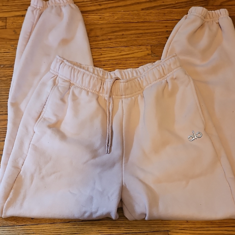 ALO Yoga Womans Accolade Vintage Pink Joggers Size M